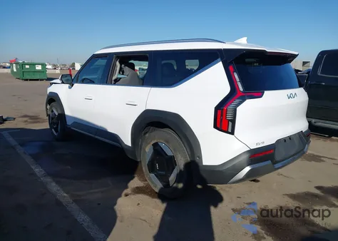 2026 Kia Ev9 Wind z USA, uszkodzony, nr VIN 5XYAFFS59TG006909